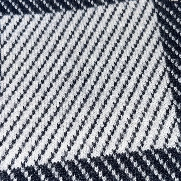 Ann Taylor Plaid Turtleneck Sweater - Picture 5 of 6